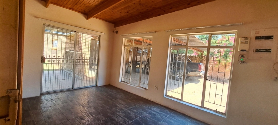 3 Bedroom Property for Sale in Bodorp North West